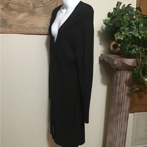APOSTROPHE LONG BLACK SWEATER, medium, long sleeve, button front, tie belt.